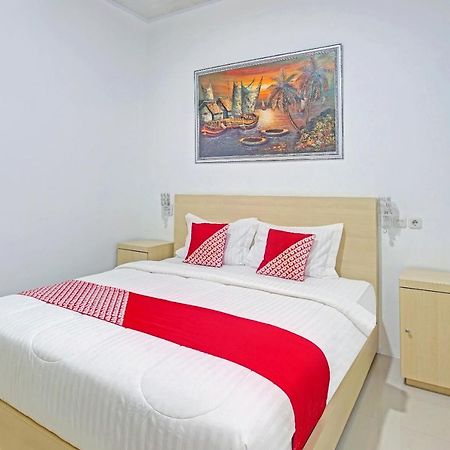 Oyo 90404 Pringombo Homestay 2 Syariah Bandar Lampung Bagian luar foto