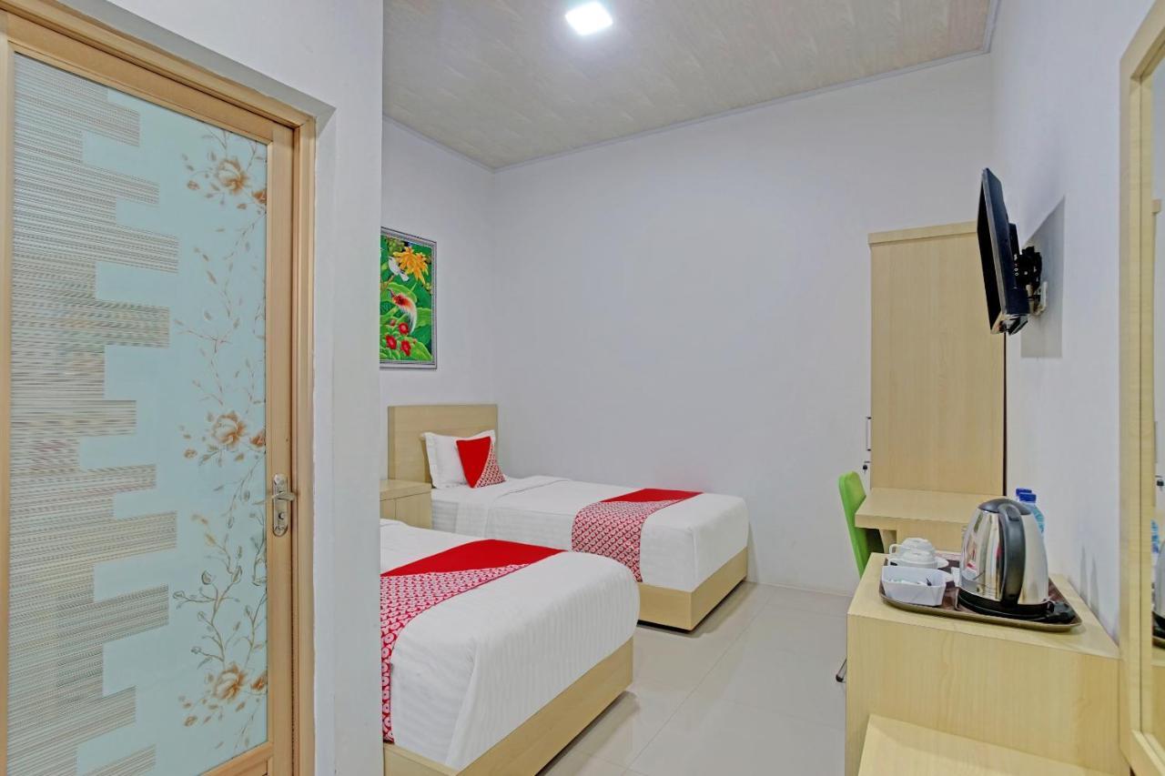 Oyo 90404 Pringombo Homestay 2 Syariah Bandar Lampung Bagian luar foto