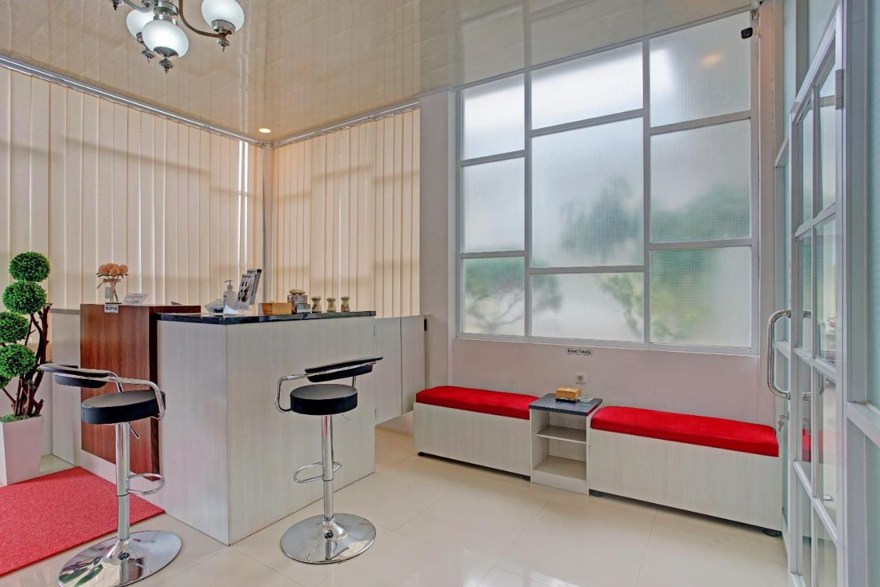 Oyo 90404 Pringombo Homestay 2 Syariah Bandar Lampung Bagian luar foto