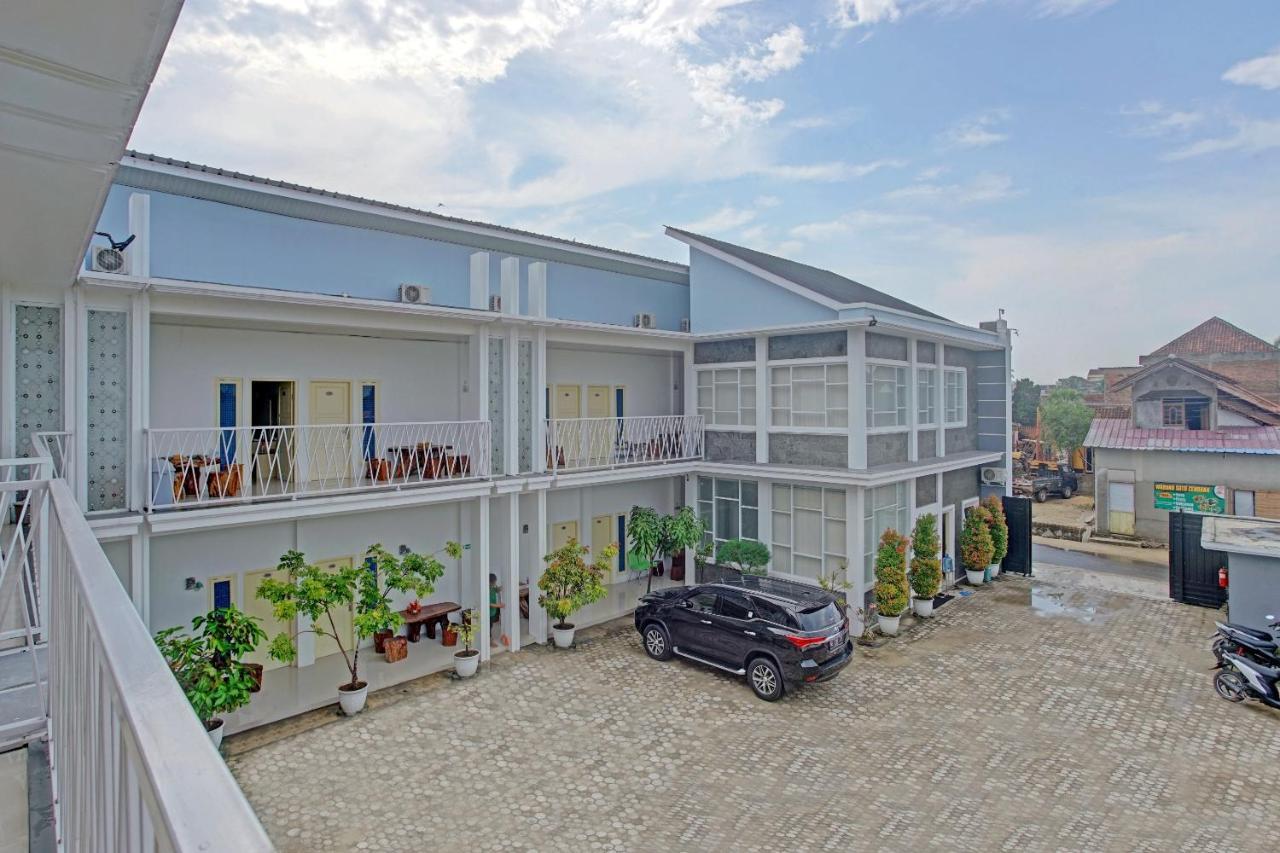 Oyo 90404 Pringombo Homestay 2 Syariah Bandar Lampung Bagian luar foto