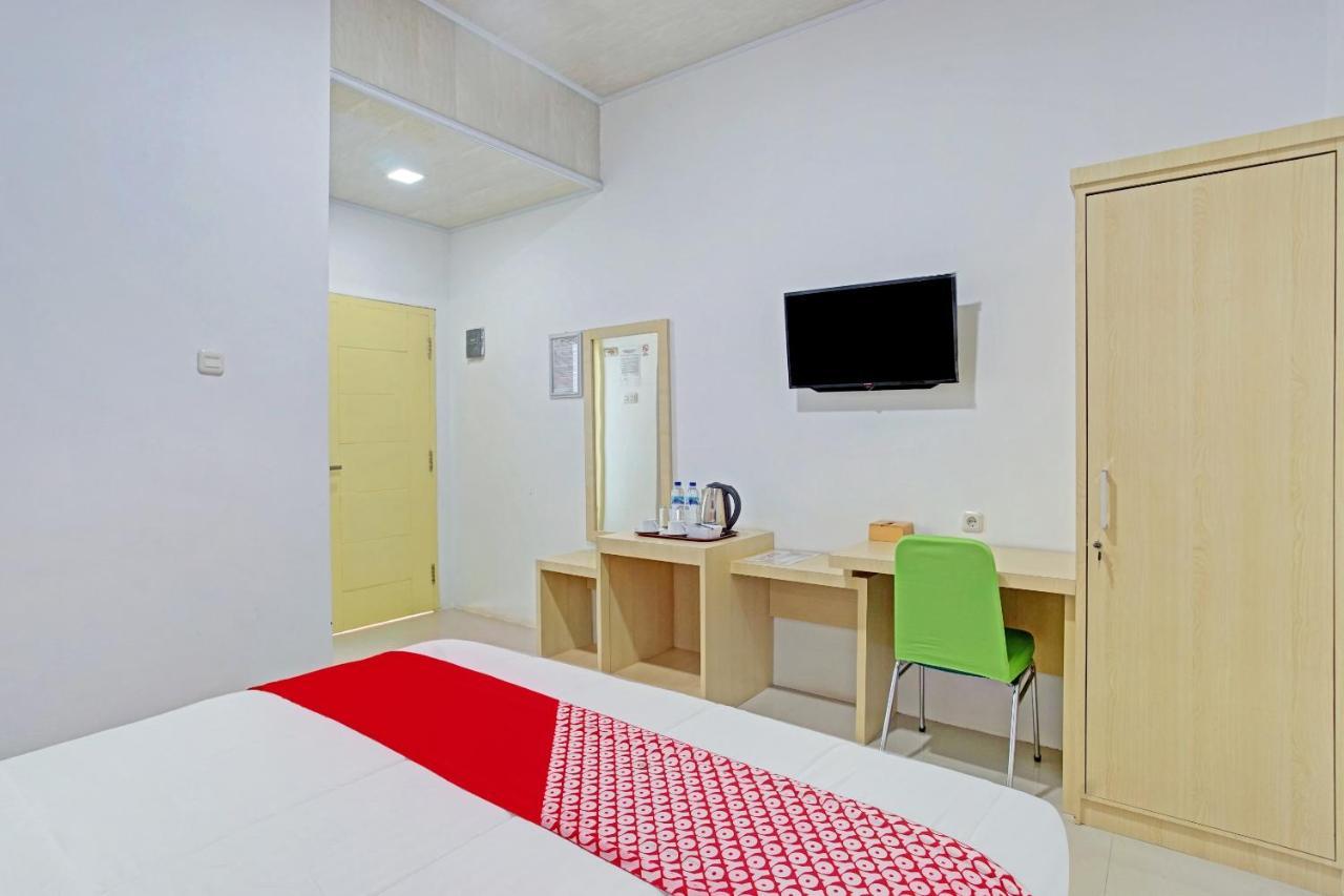 Oyo 90404 Pringombo Homestay 2 Syariah Bandar Lampung Bagian luar foto